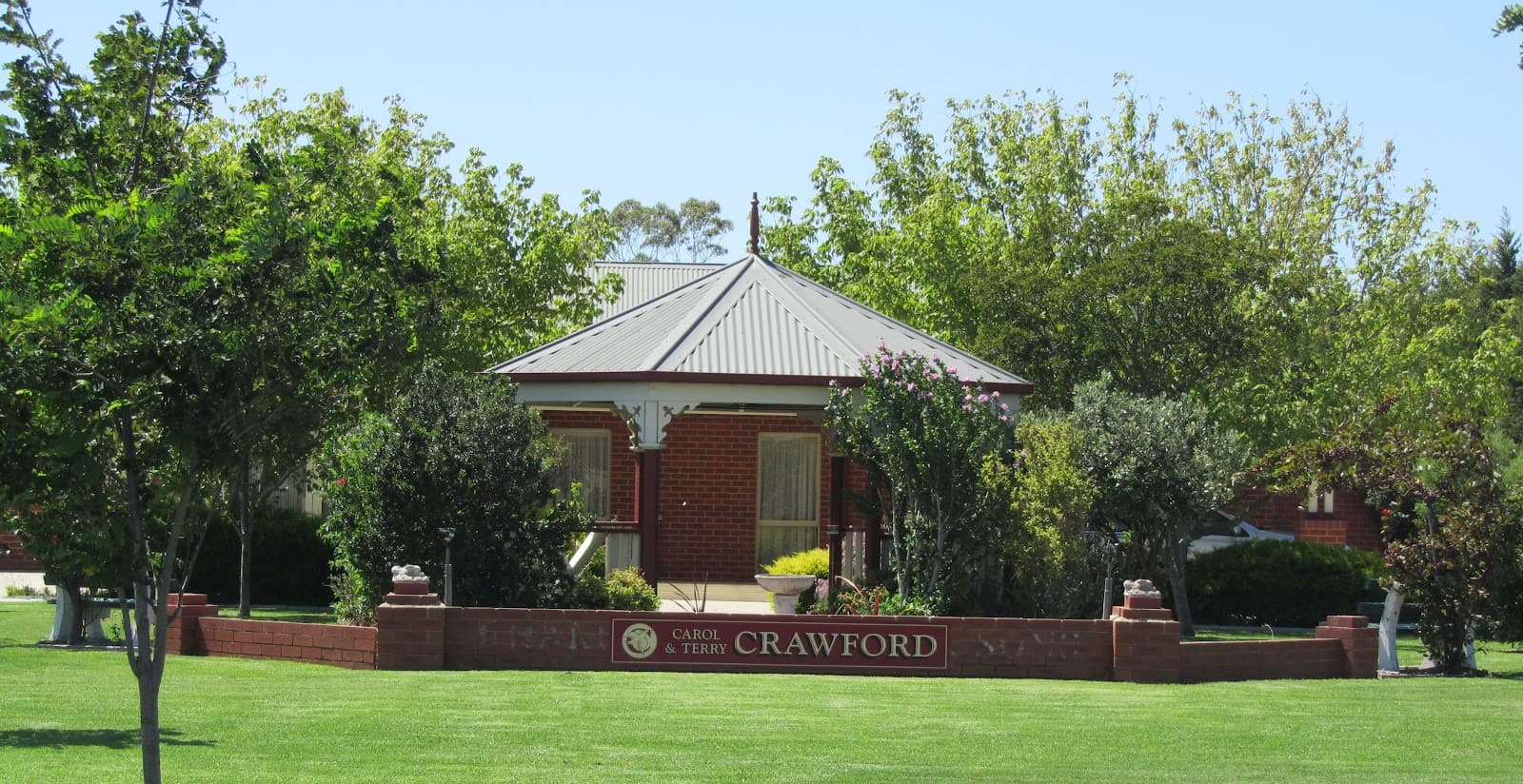 Carol & Terry Crawford Funeral Services (Crawfords Funerals) premises